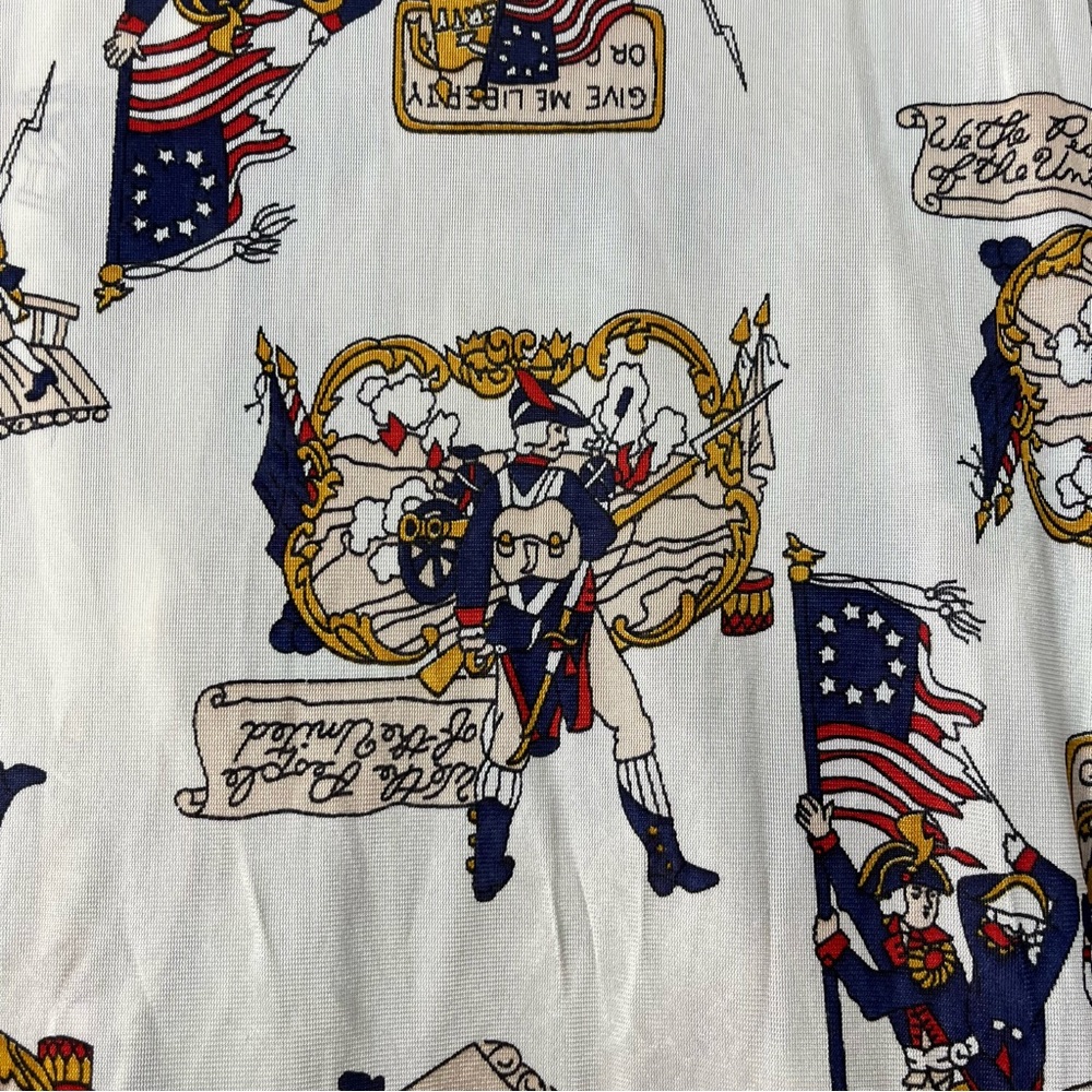 Vintage Martell 1776 Independence Day American Revolution Print Point Neck Sz M - Picture 9 of 15